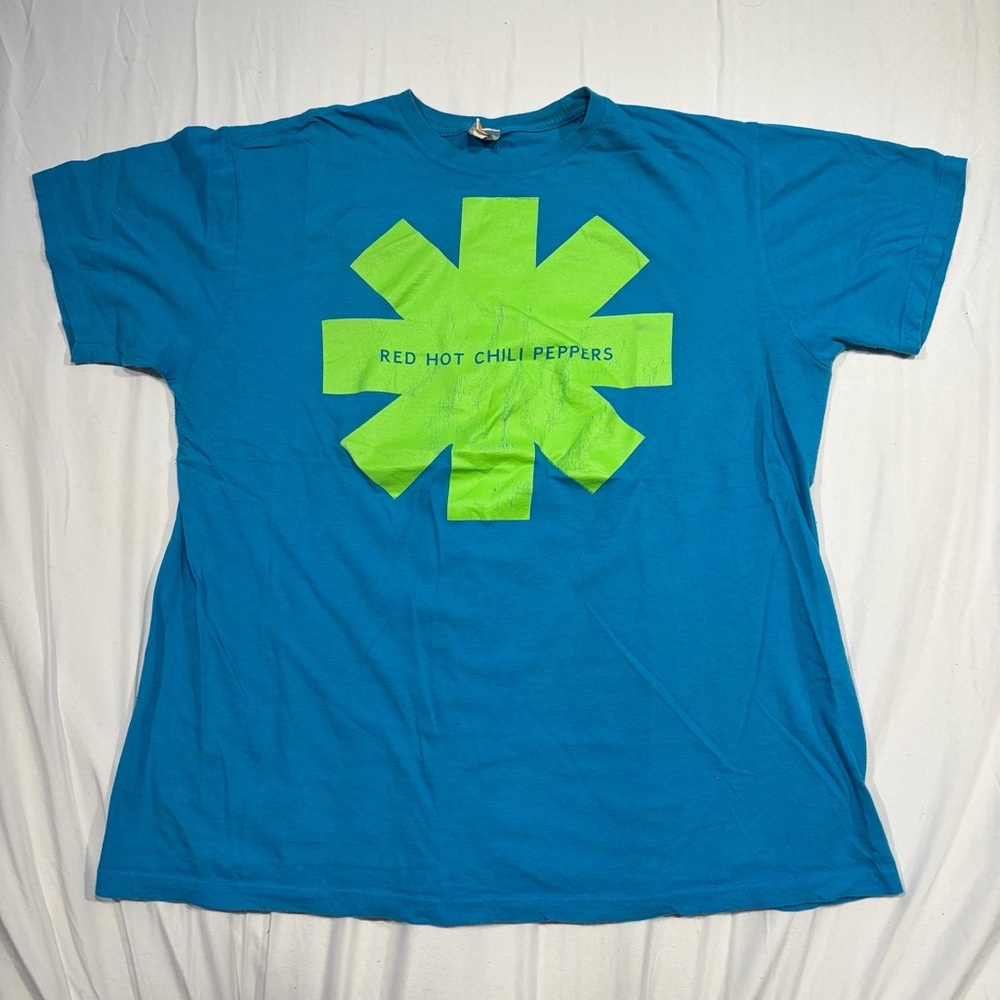 Red Hot Chili Peppers shirt Large
